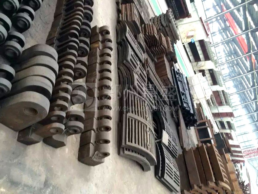 破碎机篦板